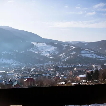 кичера بيت للعطل Mizhhirya (Transcarpathia)